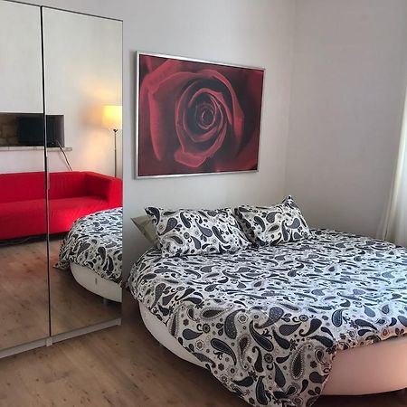 דירות רומא Splendido Attico' La Casa Di Costantino מראה חיצוני תמונה