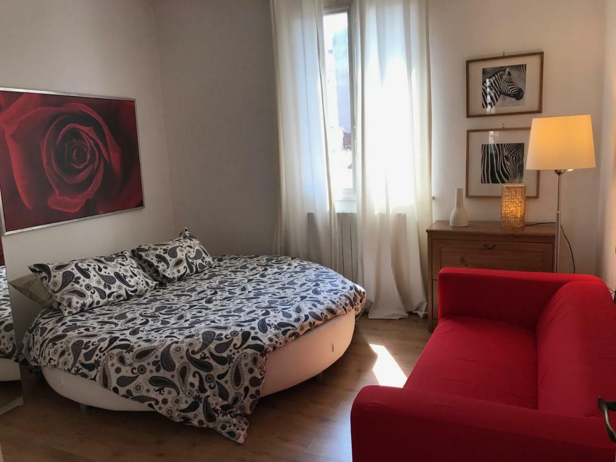 דירות רומא Splendido Attico' La Casa Di Costantino מראה חיצוני תמונה