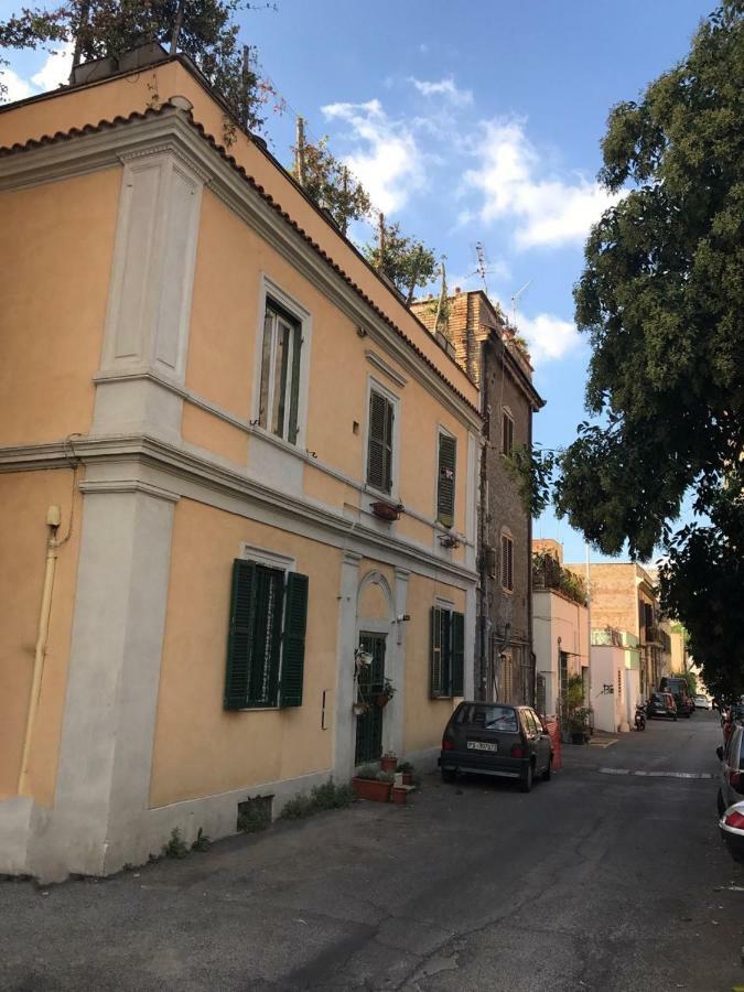 דירות רומא Splendido Attico' La Casa Di Costantino מראה חיצוני תמונה